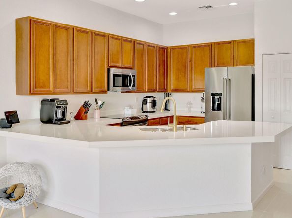 4422 Laurel Pl, Weston FL 33332