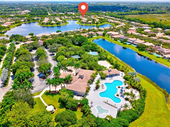 4422 Laurel Pl, Weston FL 33332