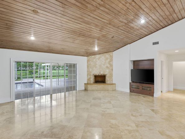 2063 NW 19th Way, Boca Raton FL 33431