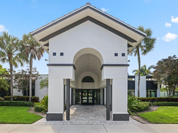 2063 NW 19th Way, Boca Raton FL 33431
