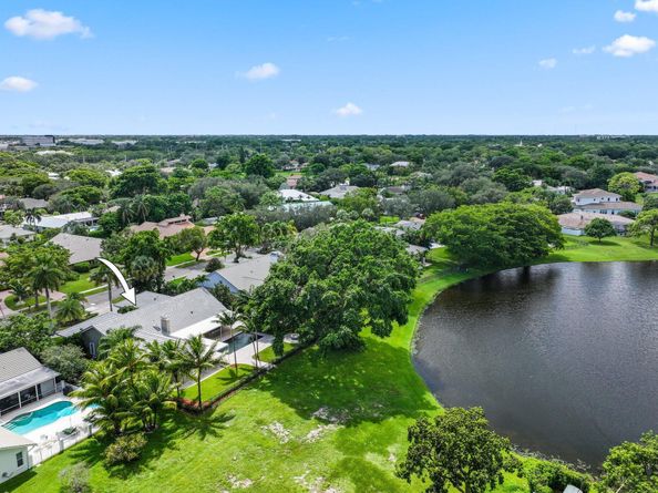 2063 NW 19th Way, Boca Raton FL 33431