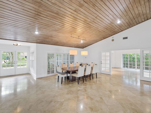 2063 NW 19th Way, Boca Raton FL 33431