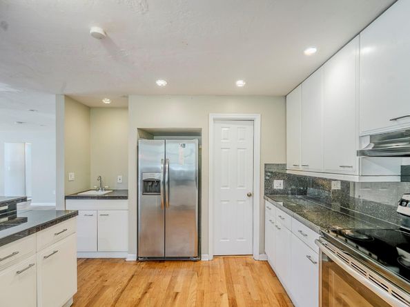 11660 Canal Dr, North Miami FL 33181