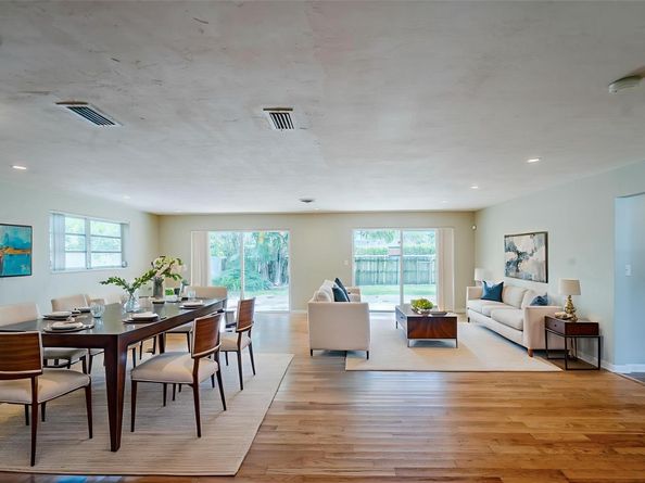 11660 Canal Dr, North Miami FL 33181
