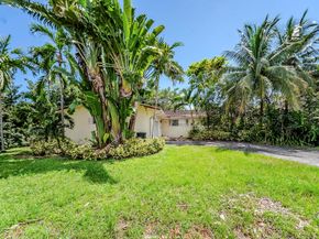 11660 Canal Dr, North Miami FL 33181