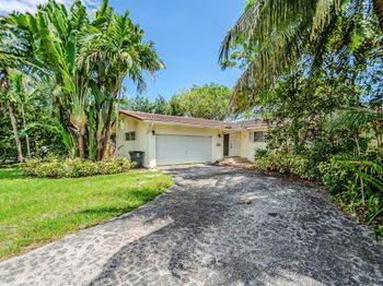 11660 Canal Dr