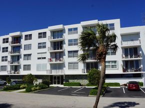 301 Croton Avenue 305, Lantana FL 33462