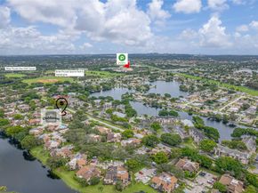 2051 Bayberry Dr 2051, Pembroke Pines FL 33024