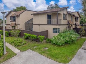 2051 Bayberry Dr 2051, Pembroke Pines FL 33024