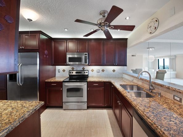 3100 NE 48th Street Ph10, Fort Lauderdale FL 33308