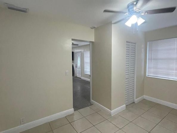 688 NW 21st St, Pompano Beach FL 33060