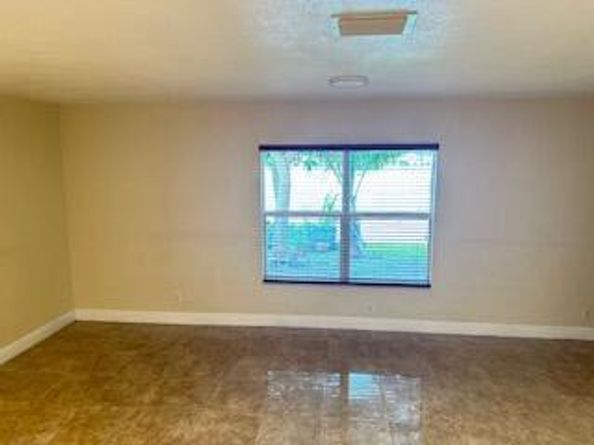 6075 Adriatic Way, Greenacres FL 33413