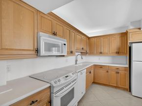 100 Ocean Trail Way 305, Jupiter FL 33477