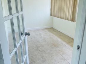 5111 W Oakland Park Blvd 306, Lauderdale Lakes FL 33313