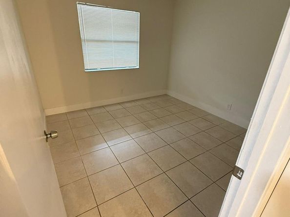 8747 Shadow Wood Boulevard 104, Coral Springs FL 33071