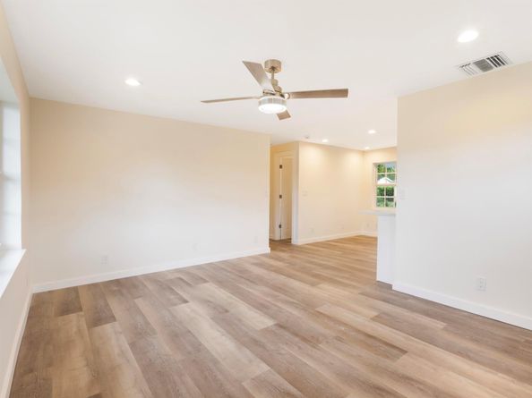 359 Garden Boulevard, Palm Beach Gardens FL 33410