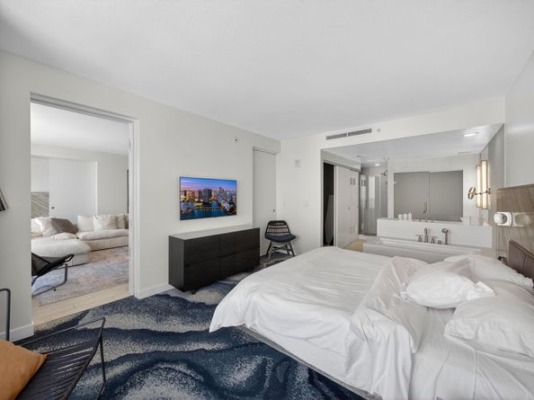3101 Bayshore Drive Drive 2106, Fort Lauderdale FL 33304