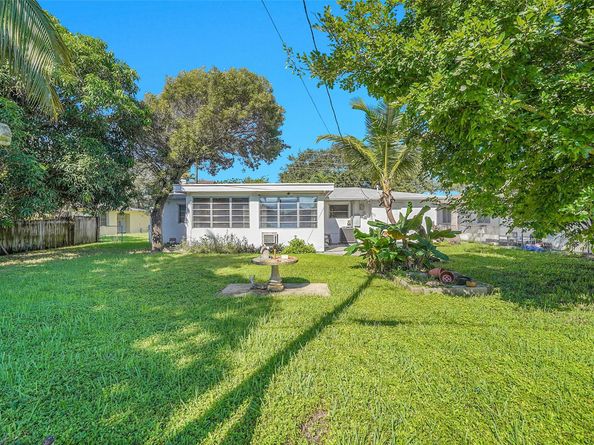 917 N 17th Ave, Hollywood FL 33020