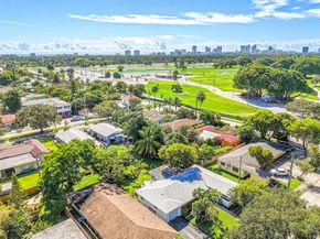 917 N 17th Ave, Hollywood FL 33020