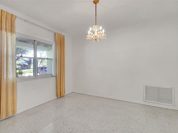 917 N 17th Ave, Hollywood FL 33020