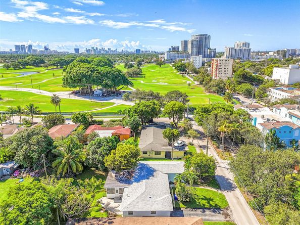 917 N 17th Ave, Hollywood FL 33020