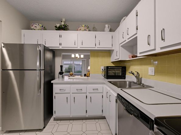 551 NW 80th Avenue 207, Margate FL 33063