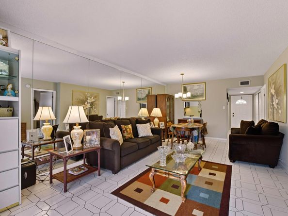 551 NW 80th Avenue 207, Margate FL 33063
