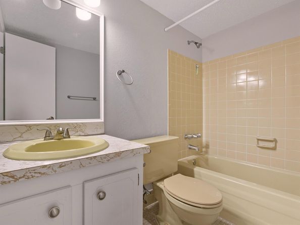 551 NW 80th Avenue 207, Margate FL 33063