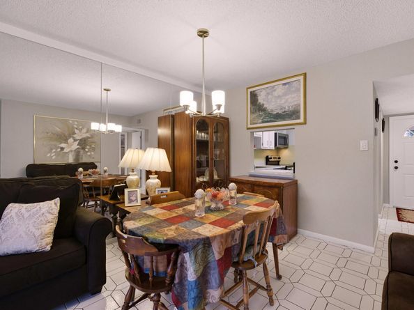 551 NW 80th Avenue 207, Margate FL 33063