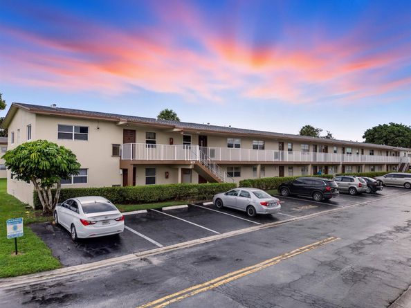 551 NW 80th Avenue 207, Margate FL 33063