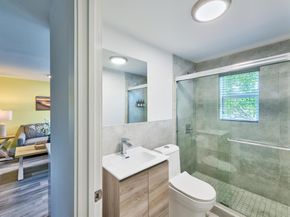 2020 Washington Street 18, Hollywood FL 33020