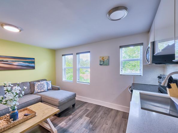 2020 Washington Street 18, Hollywood FL 33020