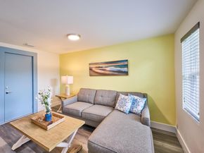 2020 Washington Street 18, Hollywood FL 33020