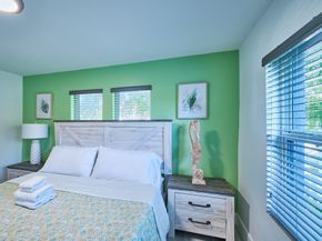 2020 Washington Street 18, Hollywood FL 33020