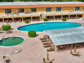 15217 Lakes Of Delray Boulevard 90, Delray Beach FL 33484