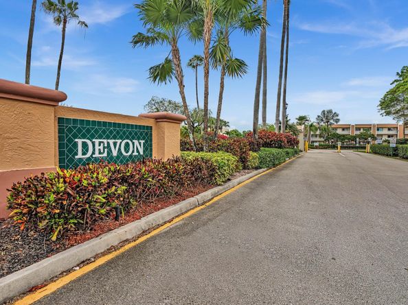 7512 N Devon Dr 210, Tamarac FL 33321