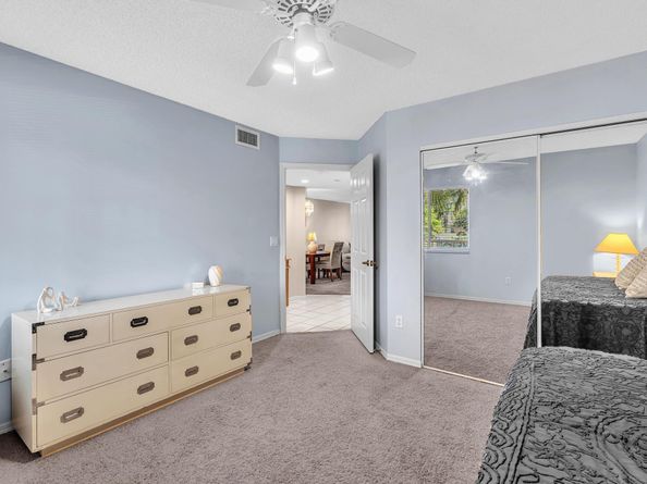 7512 N Devon Dr 210, Tamarac FL 33321