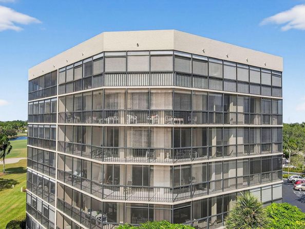 5301 Fountains Drive S 501, Lake Worth FL 33467