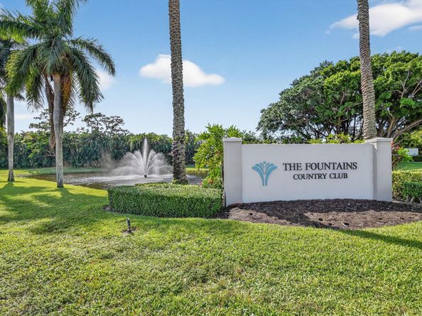 5301 Fountains Drive S 501, Lake Worth FL 33467