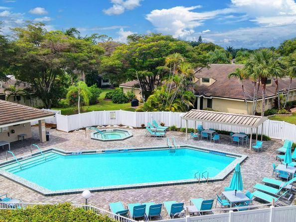 5301 Fountains Drive S 501, Lake Worth FL 33467