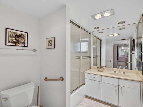 5301 Fountains Drive S 501, Lake Worth FL 33467