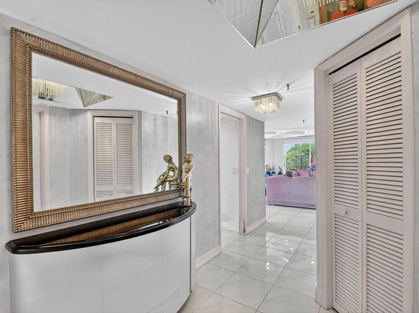 5301 Fountains Drive S 501, Lake Worth FL 33467