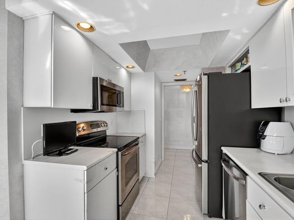 5301 Fountains Drive S 501, Lake Worth FL 33467