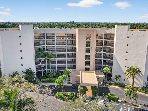 5301 Fountains Drive S 501, Lake Worth FL 33467