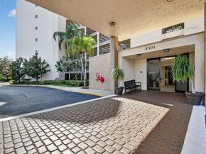 5301 Fountains Drive S 501, Lake Worth FL 33467