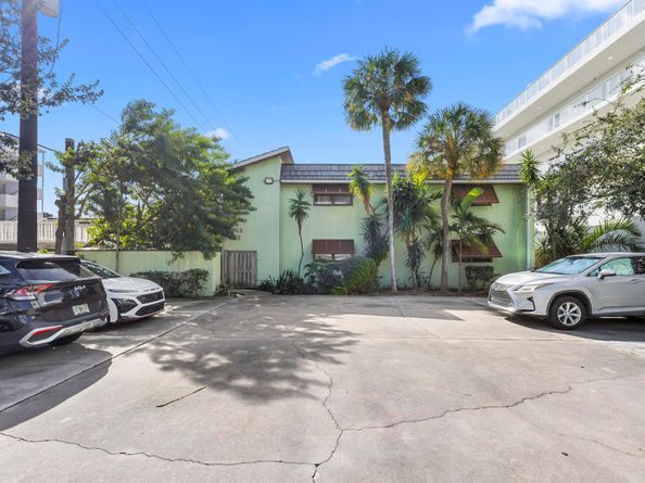 111 Lake Avenue 8, Lake Worth Beach FL 33460