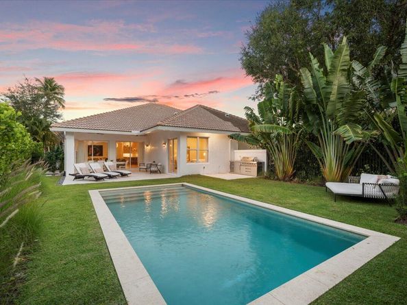 2951 Twin Oaks Way, Wellington FL 33414