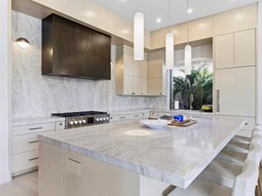 328 Vizcaya Drive, Palm Beach Gardens FL 33418