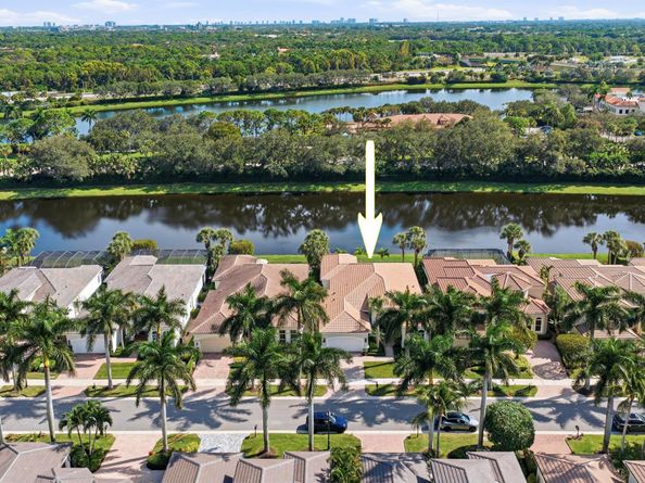 328 Vizcaya Drive, Palm Beach Gardens FL 33418