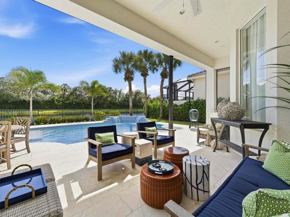 328 Vizcaya Drive, Palm Beach Gardens FL 33418